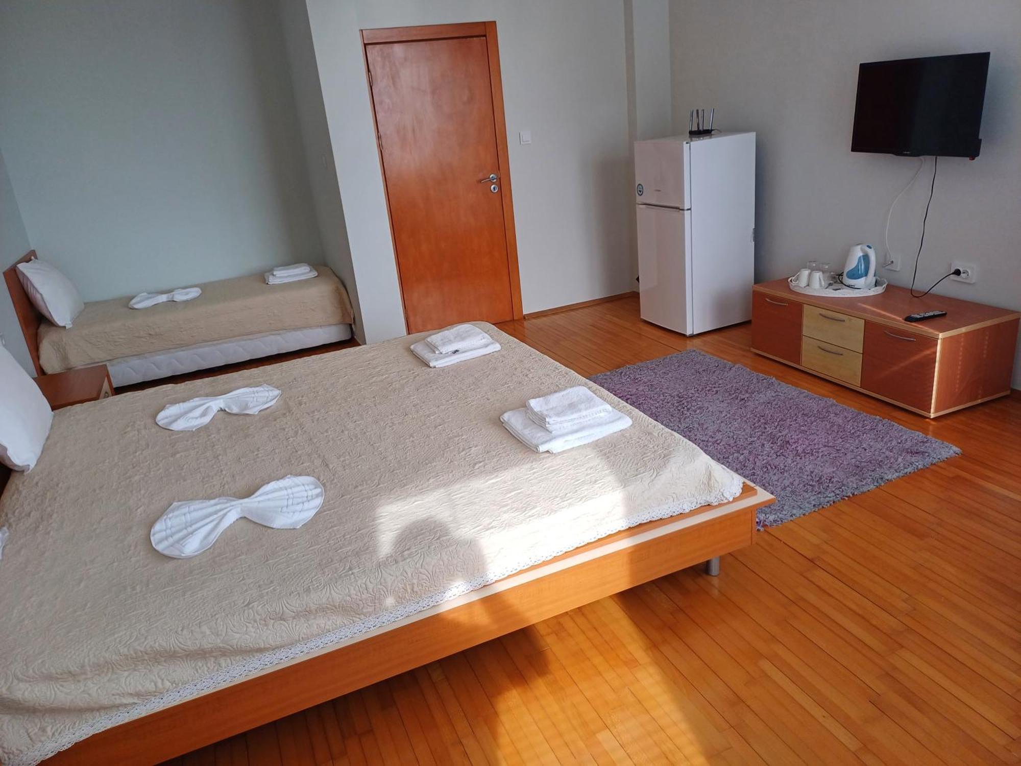 Guest Rooms Deva 布尔加斯 外观 照片