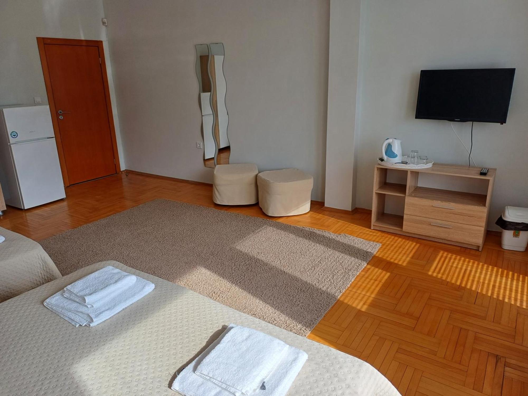 Guest Rooms Deva 布尔加斯 外观 照片
