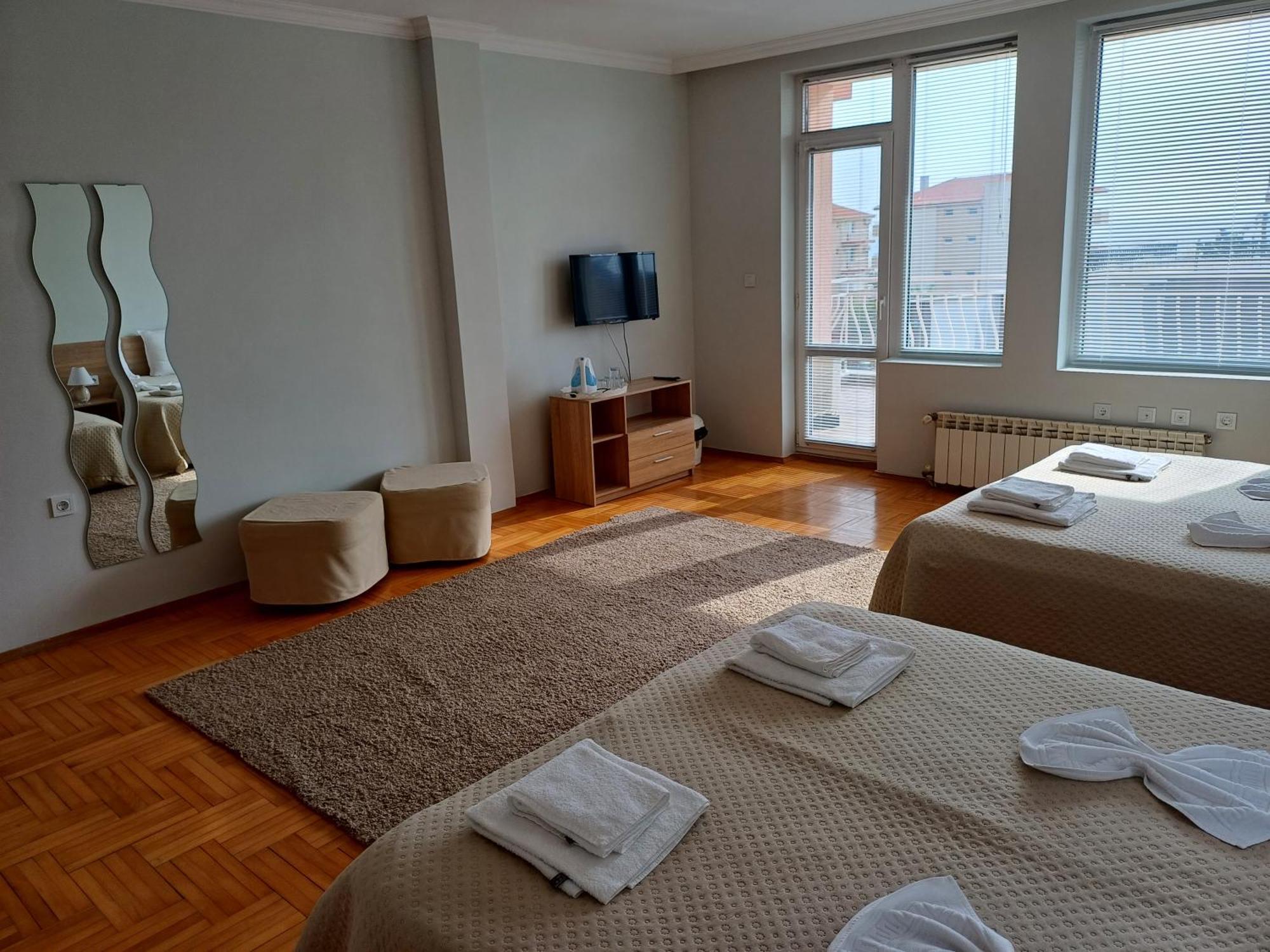 Guest Rooms Deva 布尔加斯 外观 照片