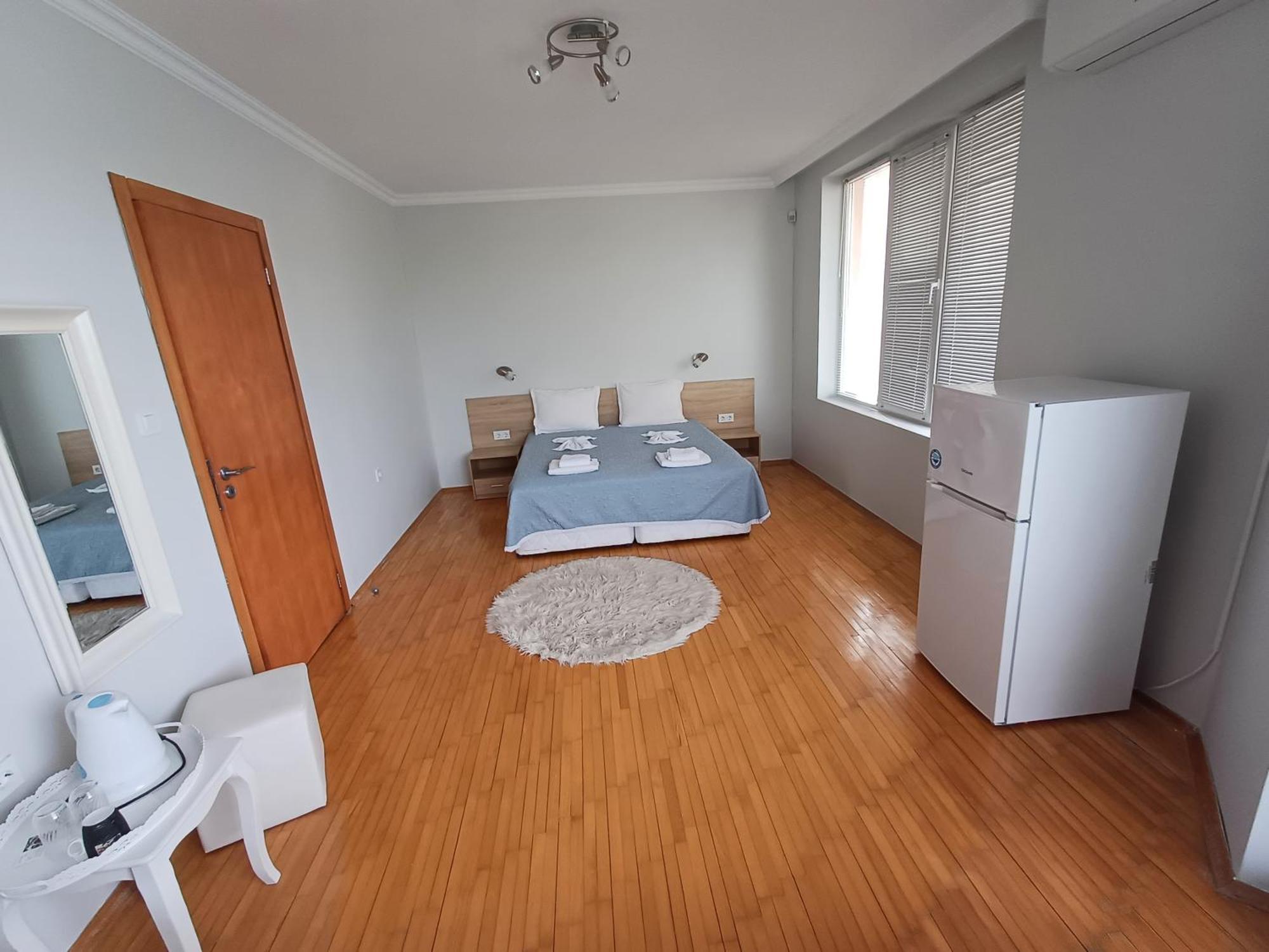 Guest Rooms Deva 布尔加斯 外观 照片